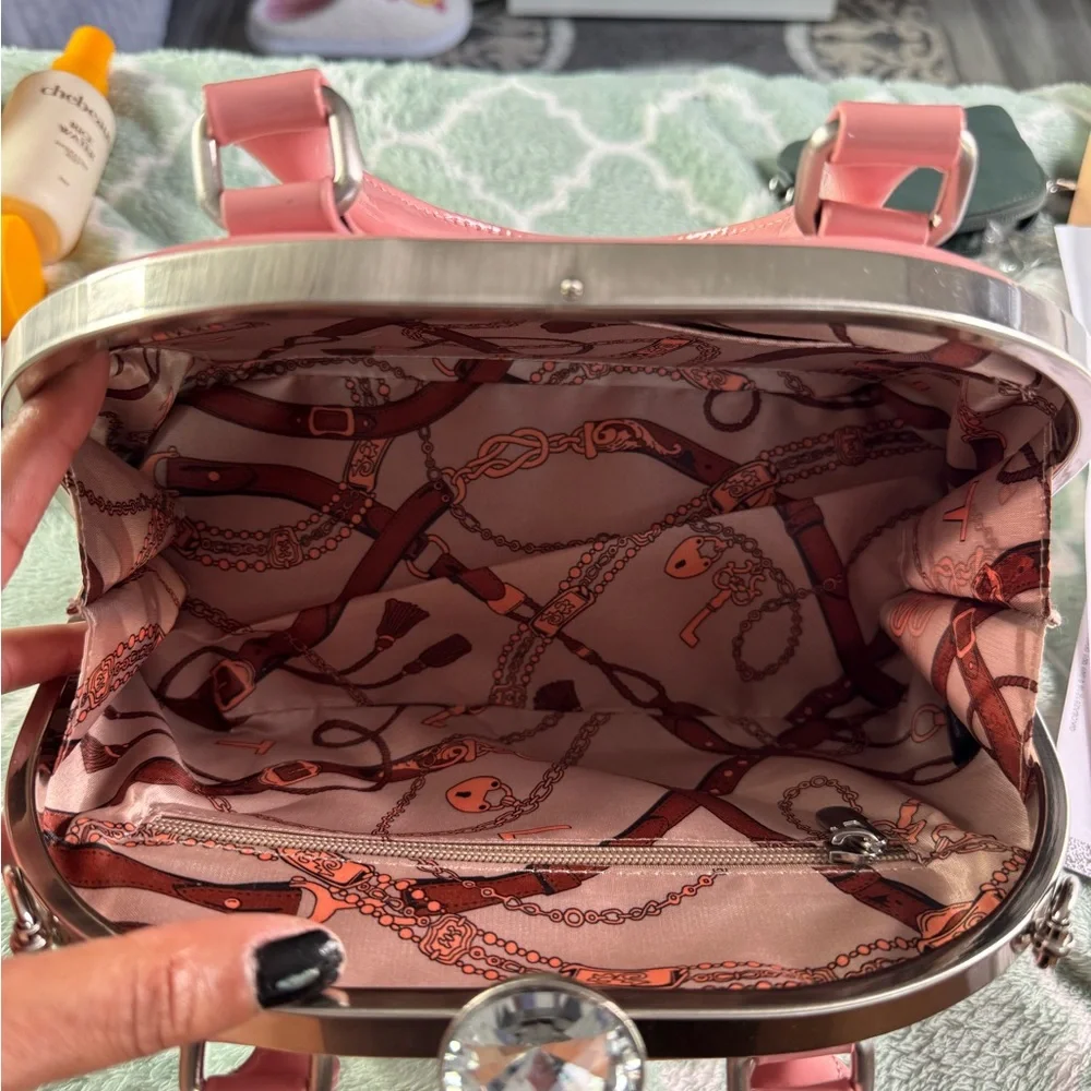 Pink Patent Leather Handbag - Picture 7 of 9